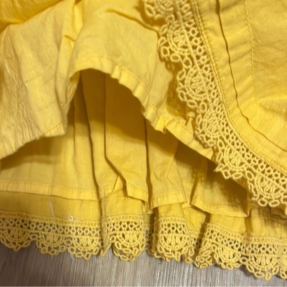 Joie Yellow Lace Trim Ruffle Shoulder Dress 3T EUC - Picture 5 of 5